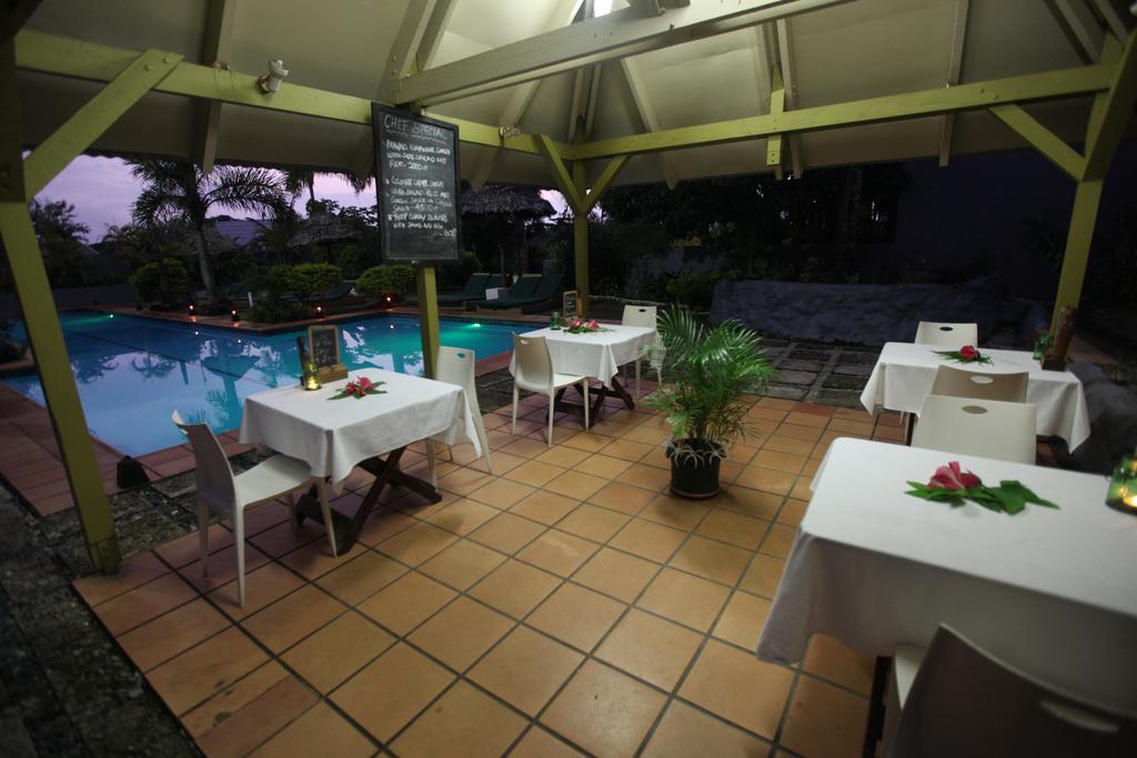 Coconut Palms Resort Vanuatu Port Vila Exterior foto